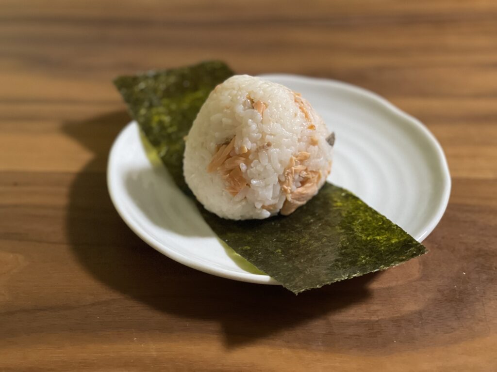 アフリカ・アジアの子供たちに、おにぎり写真1投稿につき給食5食が届く「おにぎりアクション」